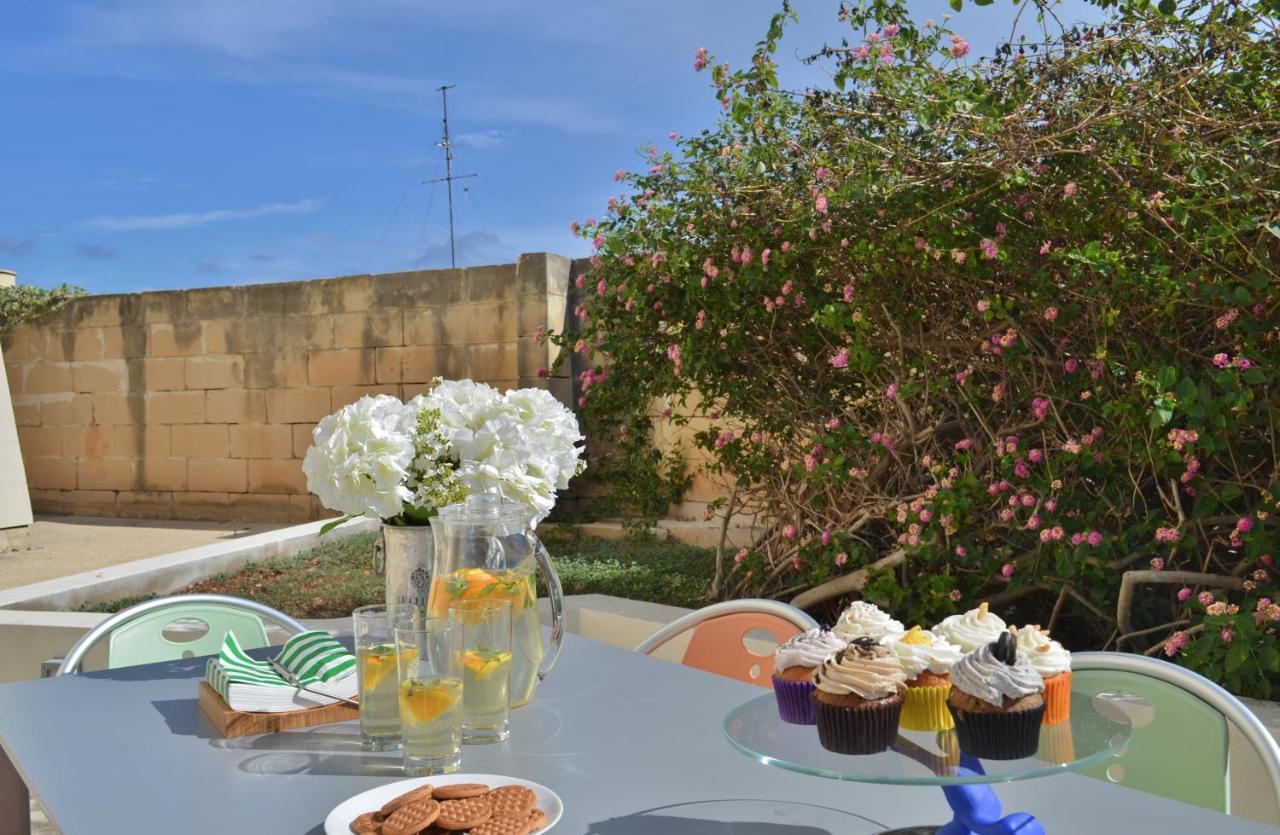 Light And Bright St Julians Central 1 Appartement San Ġiljan Buitenkant foto