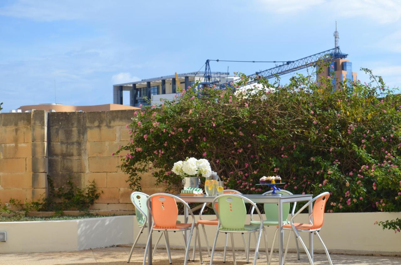Light And Bright St Julians Central 1 Appartement San Ġiljan Buitenkant foto